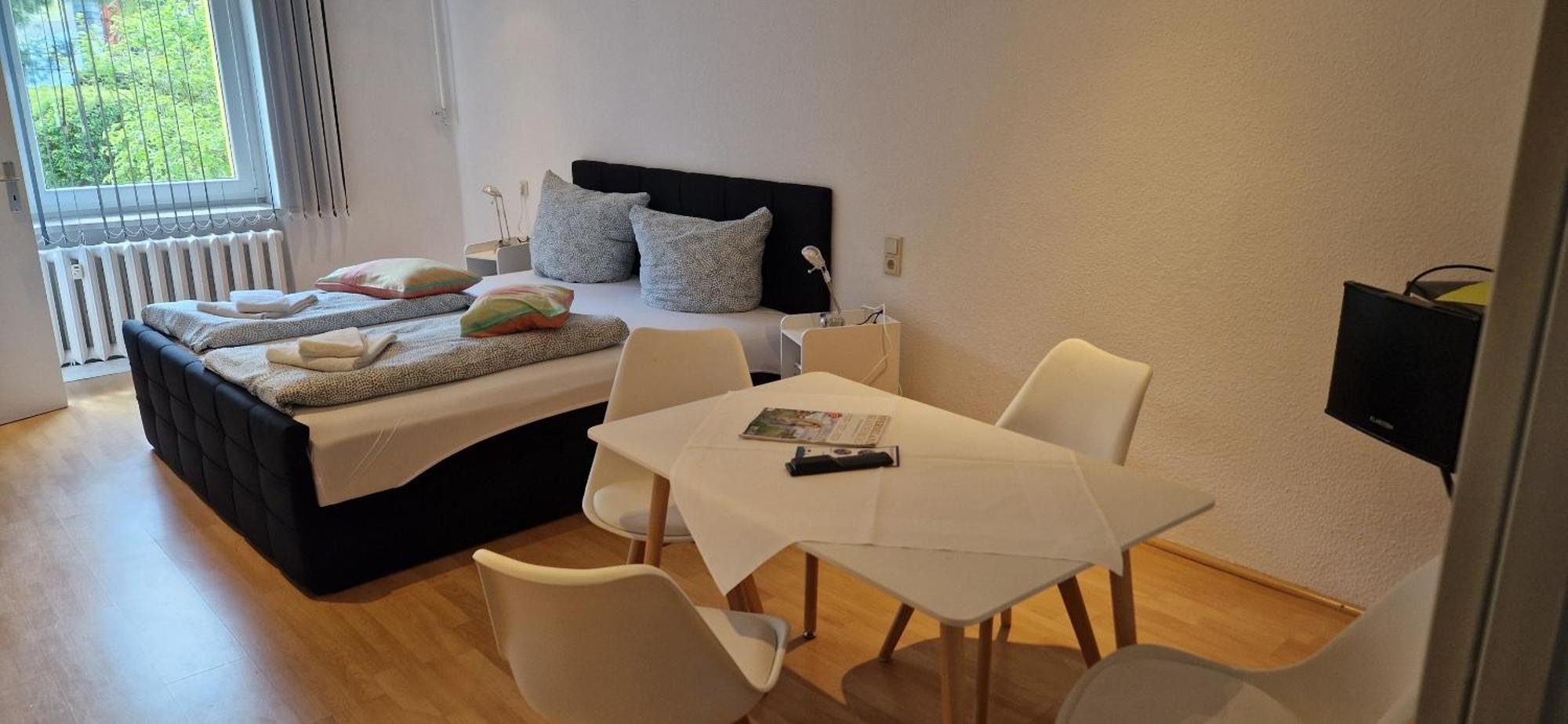 Pension Stechlinsee ノイグロープゾー 部屋 写真